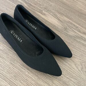 Vivaia Classic Black Knit Flats Size 9